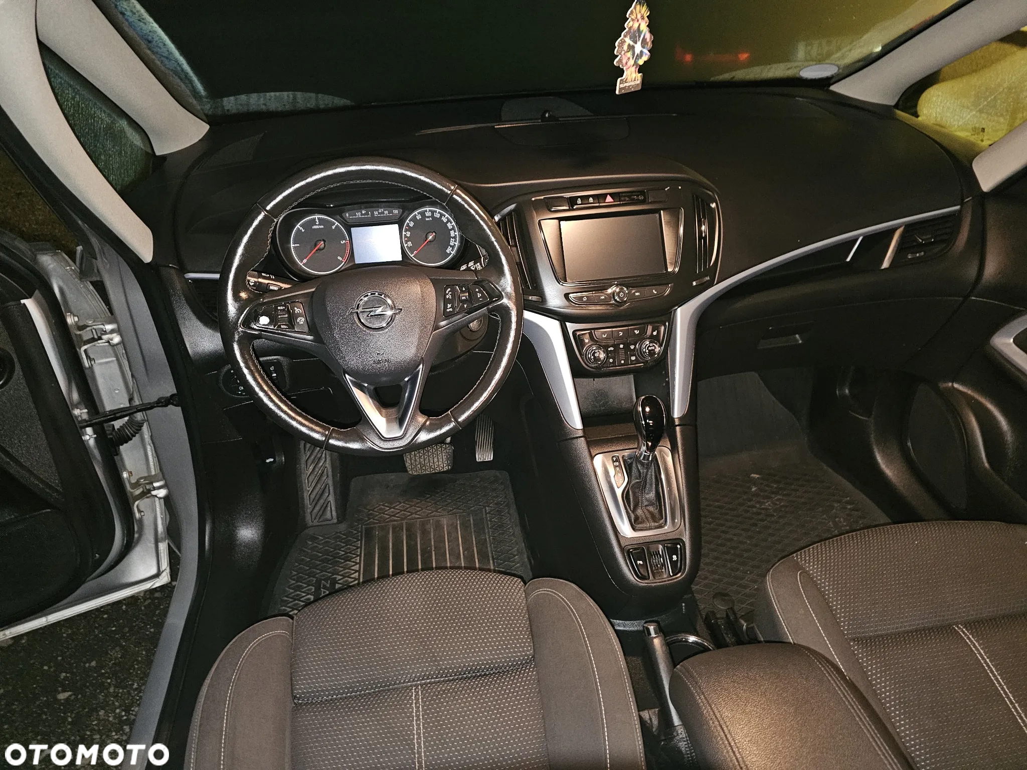 Opel Zafira - 7