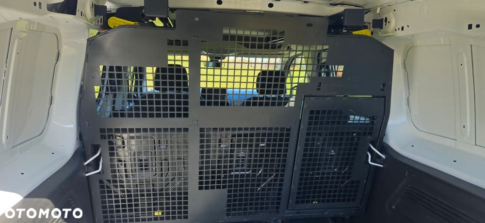 Peugeot Partner - 10