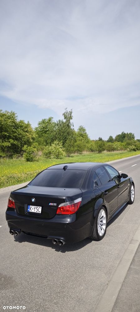 BMW M5 - 4