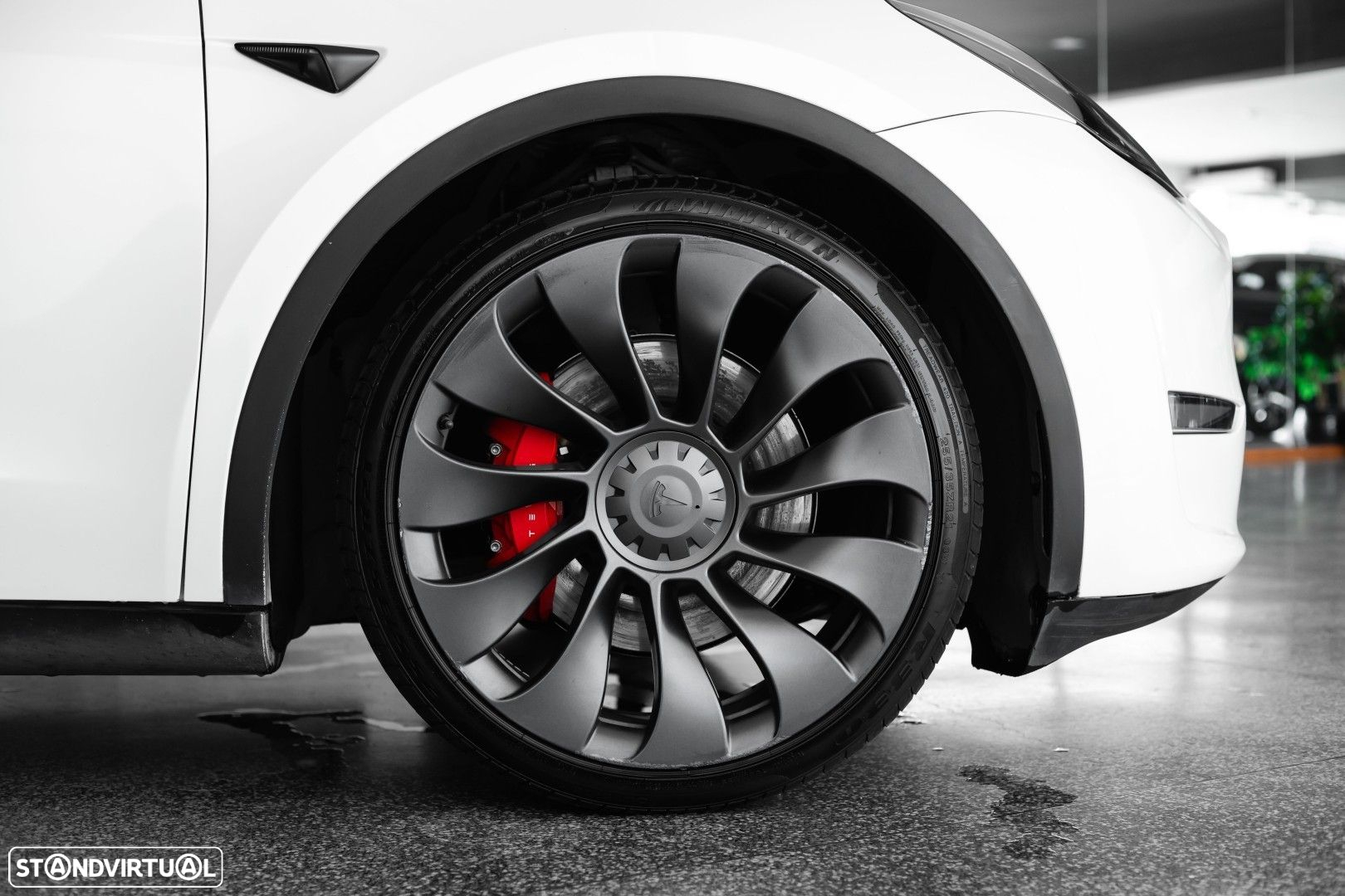Tesla Model Y Performance Tração Integral - 8