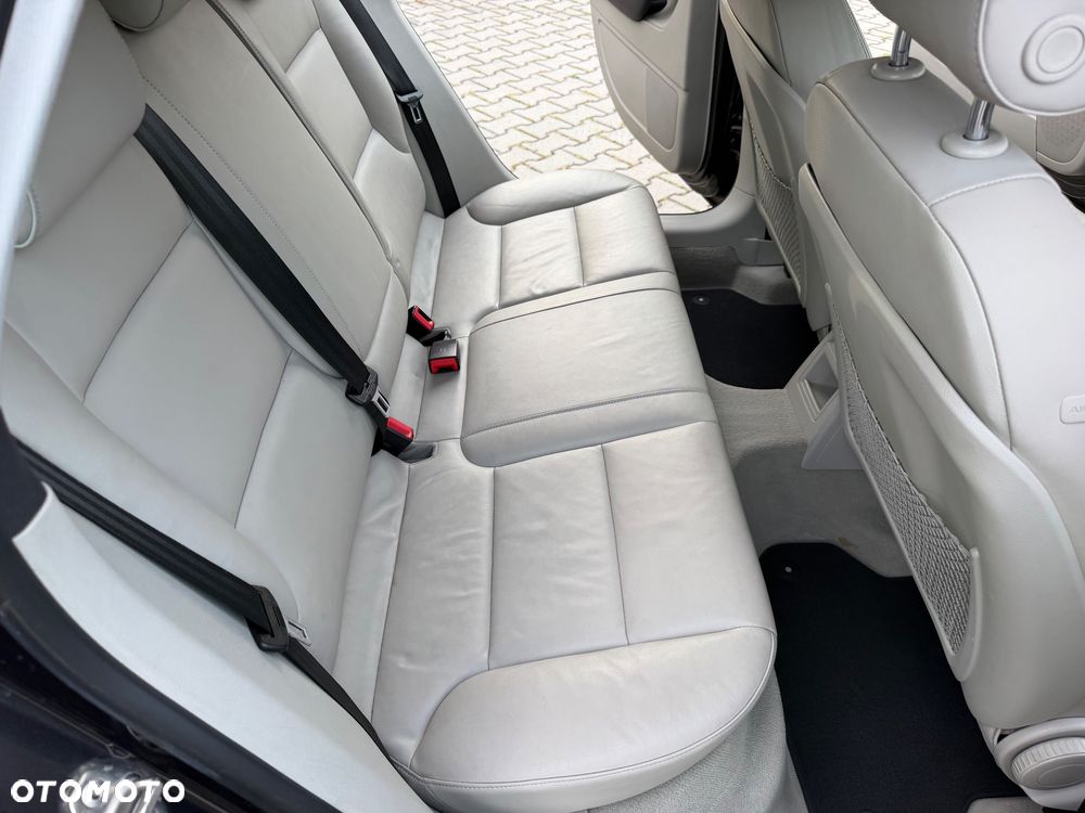 Audi A3 Sportback 1.6 Ambiente - 21