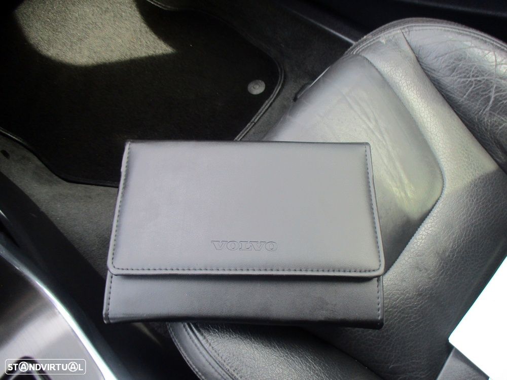 Volvo V60 DRIVe Momentum - 37