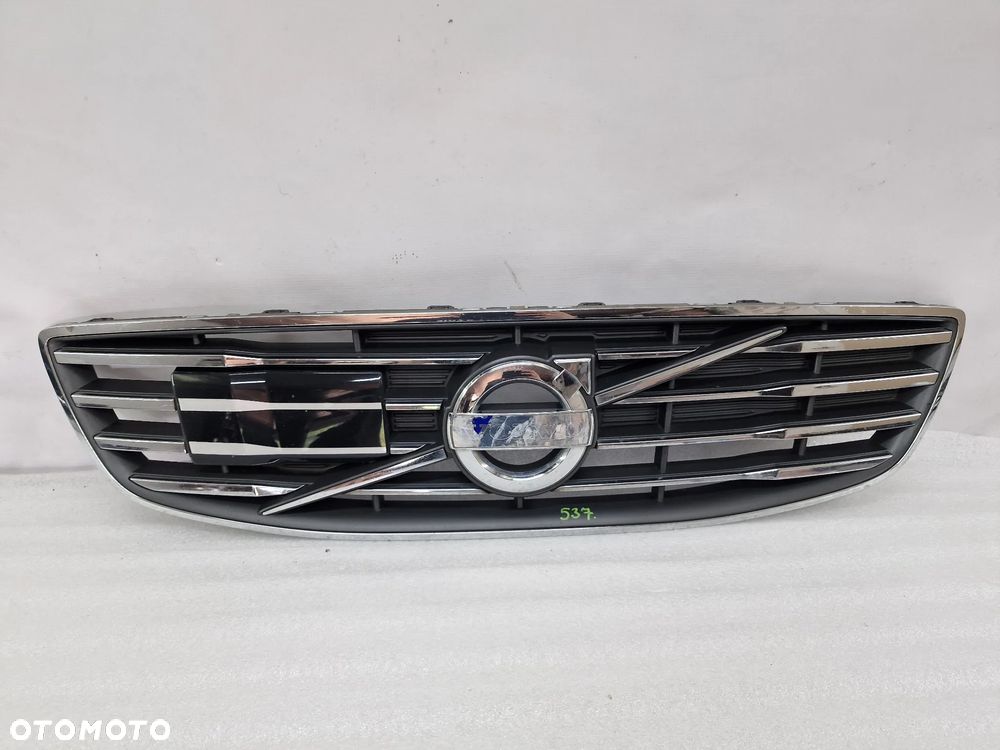 VOLVO S80 / V70 LIFT 13- ŁADNA ATRAPA / GRILL PRZEDNI PRZÓD POD RADAR , NR 31383598 / 31383602 , NR AUKCJI GL537 - 1