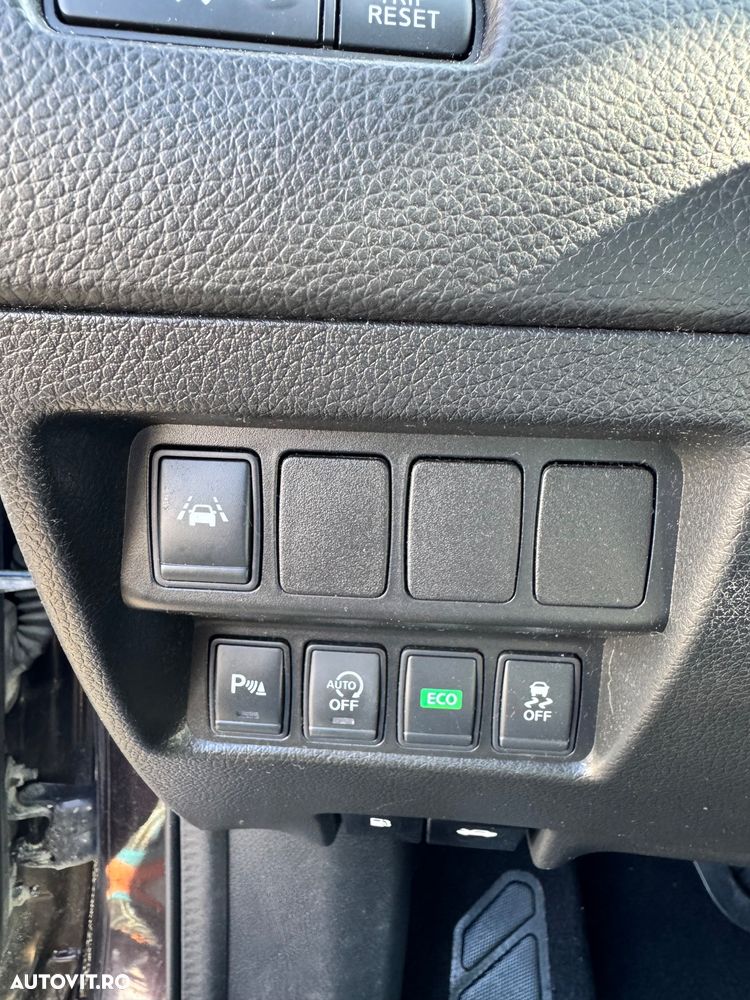 Nissan Qashqai 1.6 DCI Xtronic TEKNA - 14