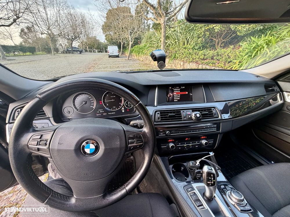 BMW 520 d Auto - 11