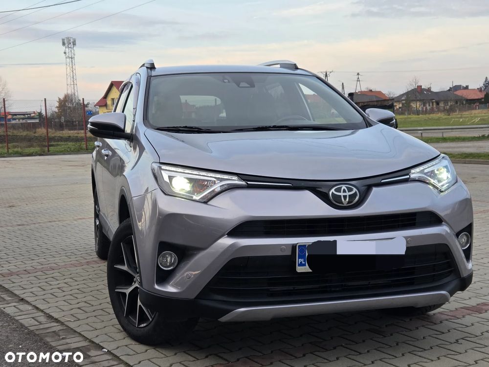 Toyota RAV4 2.0 D-4D Prestige 4x2 - 1