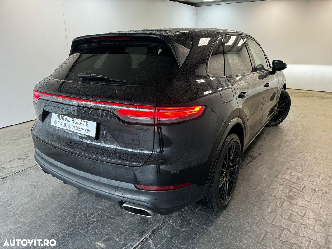 Porsche Cayenne Tiptronic S - 28