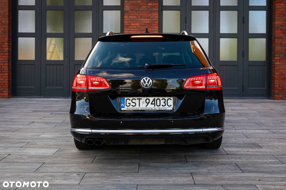 Volkswagen Passat 2.0 TDI Highline DSG - 8
