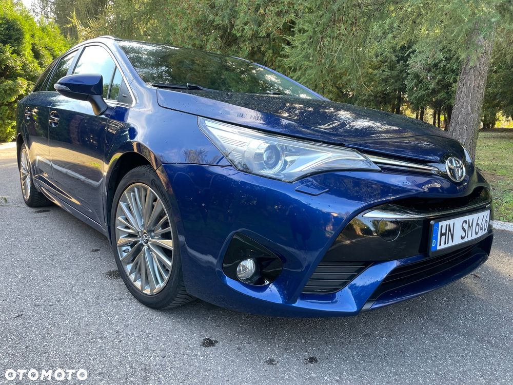 Toyota Avensis 2.0 D-4D Prestige - 3