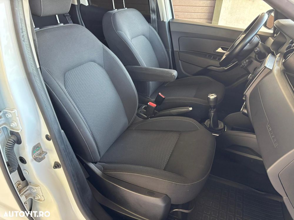 Dacia Duster 1.5 Blue dCi 4WD Comfort - 28