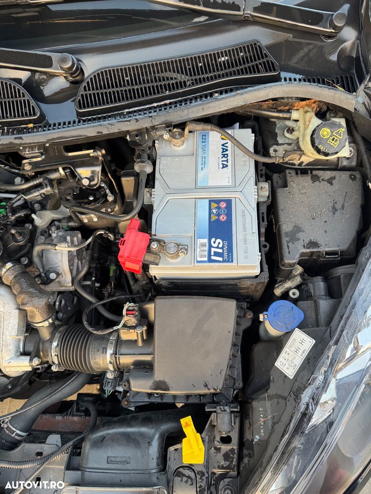 FORD Fiesta 2011 — imagine 12
