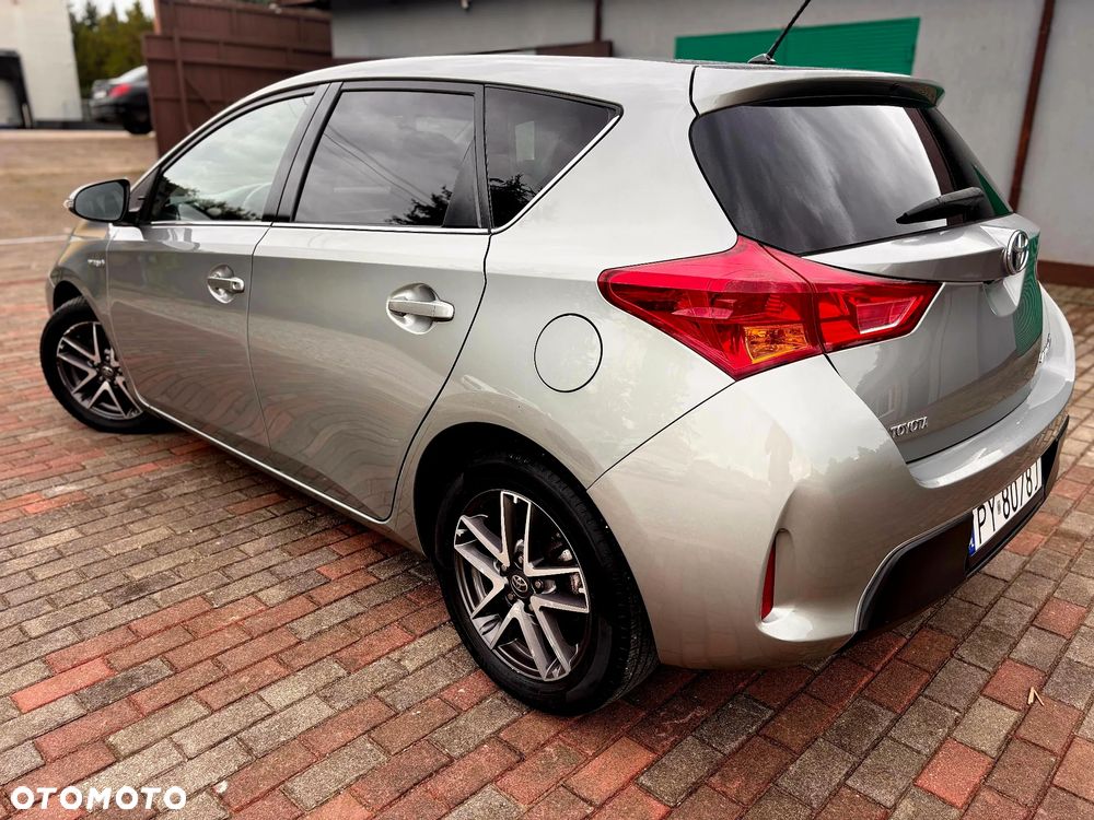 Toyota Auris 1.8 HSD Luna - 5