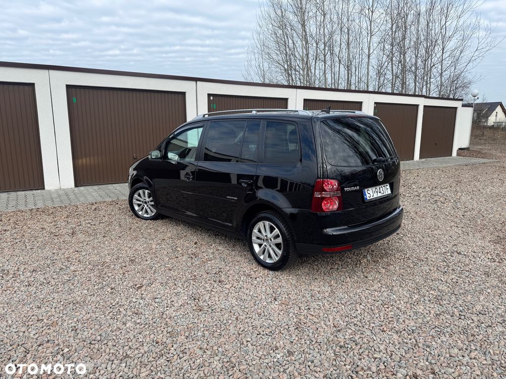Volkswagen Touran 1.4 TSI United - 33