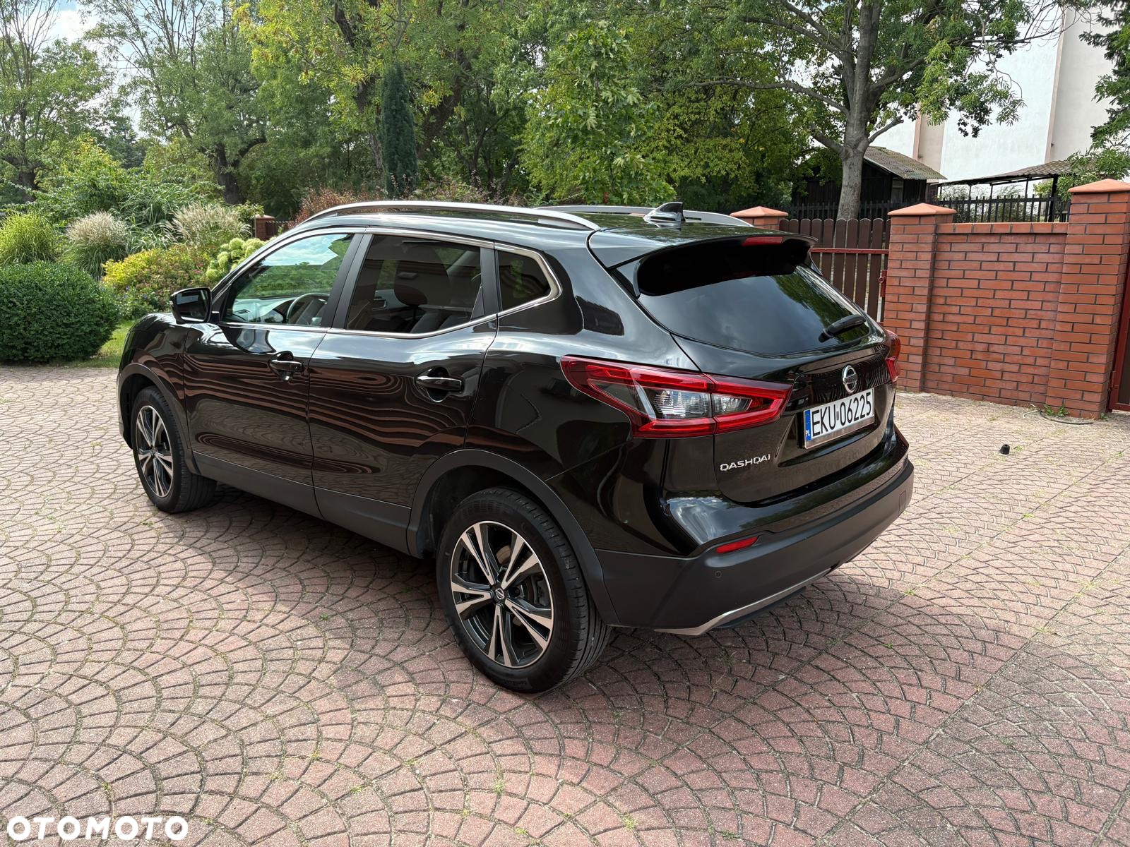 Nissan Qashqai 1.2 DIG-T N-Connecta - 2