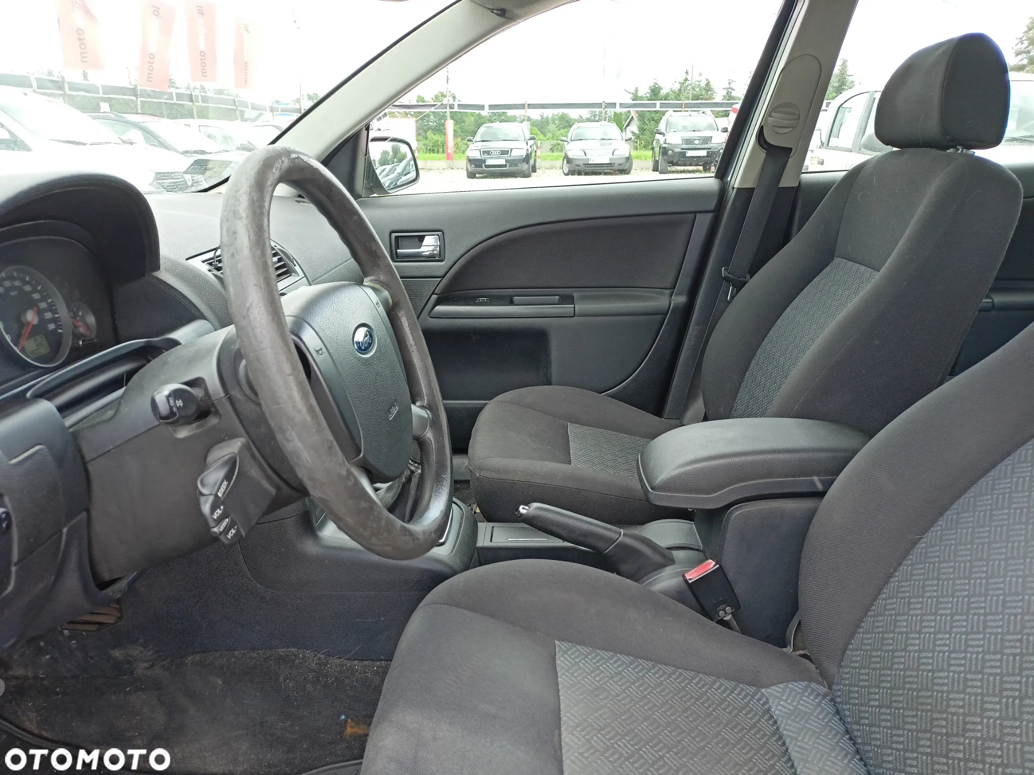 Ford Mondeo - 8