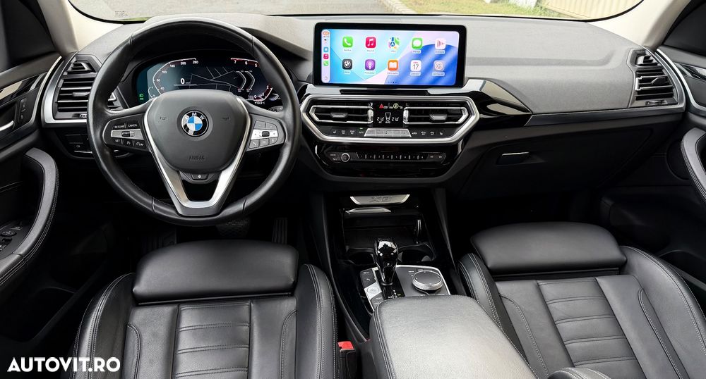 BMW X3 xDrive20i AT xLine - 11