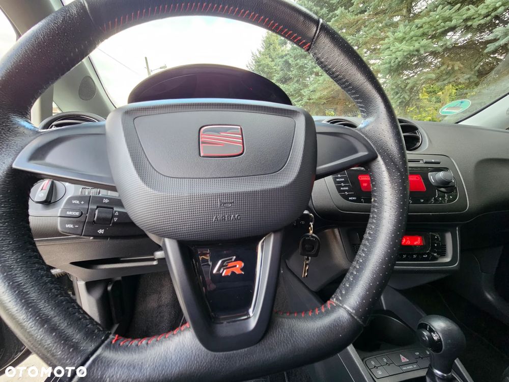 Seat Ibiza 1.4 TSI DSG FR - 24