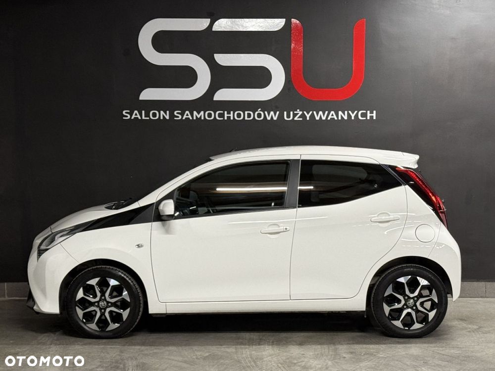 Toyota Aygo x-play connect - 16