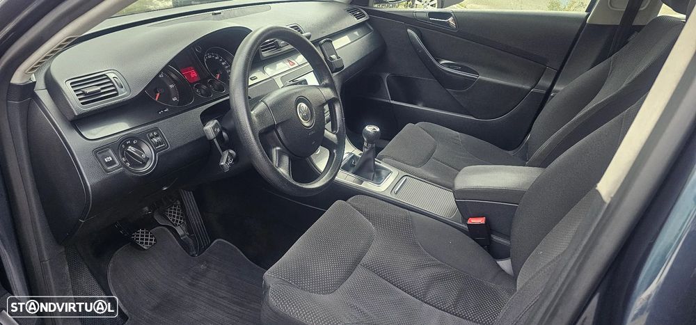 VW Passat Variant 1.9 TDI Individual - 7