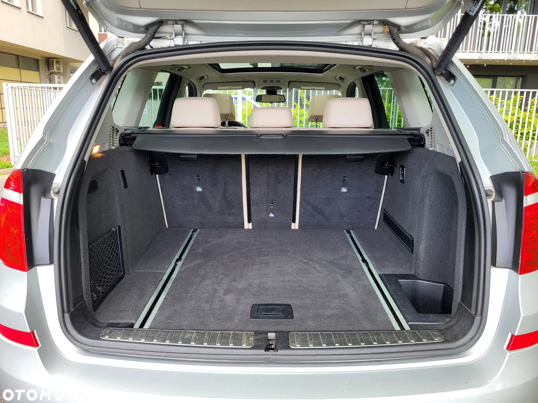 BMW X3 xDrive28i xLine - 32