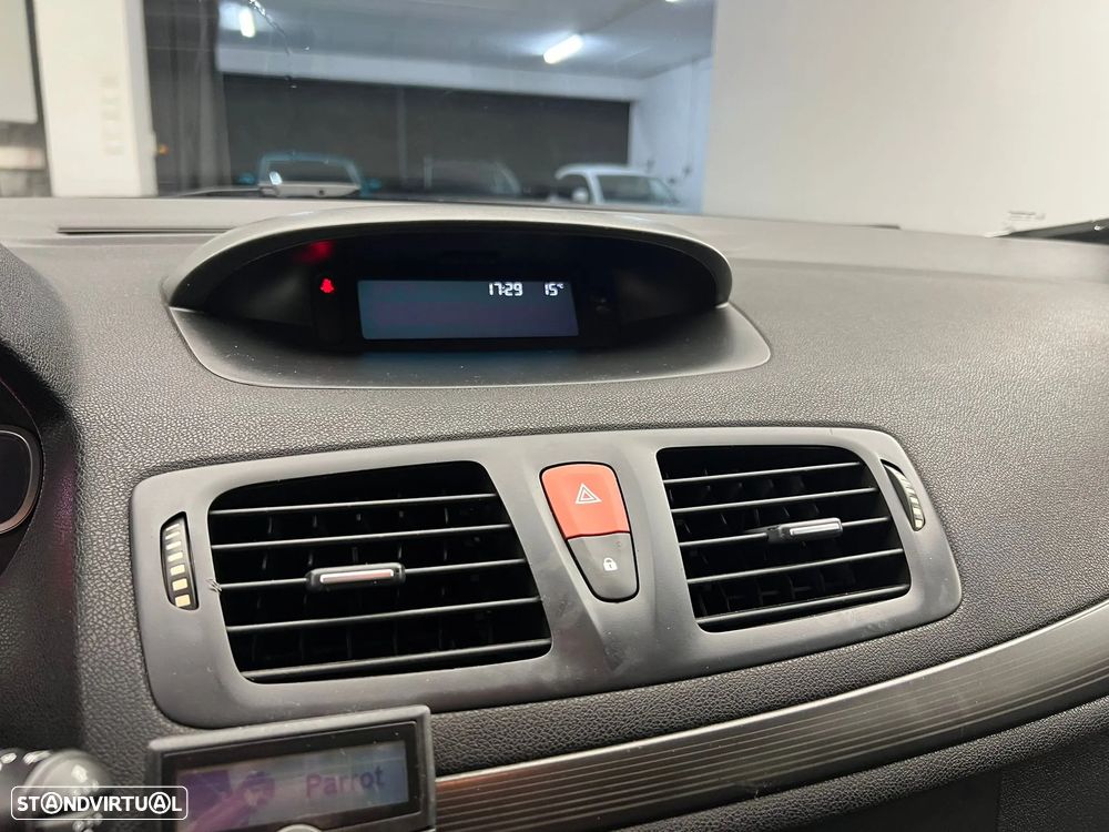 Renault Mégane Sport Tourer 1.5 dCi Authentique - 6