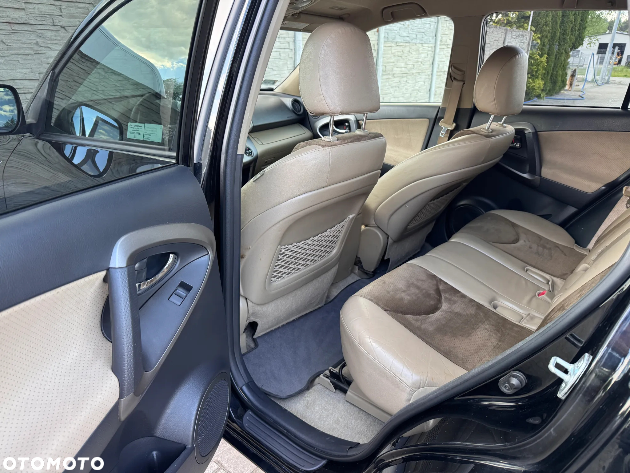 Toyota RAV4 2.2 D-CAT Premium - 8