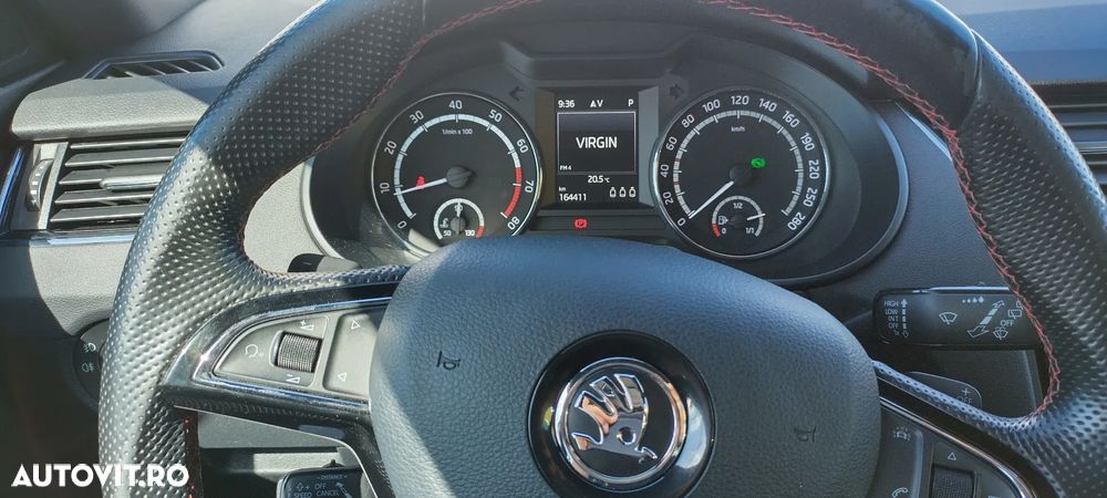 Skoda Octavia 2.0 TSI RS DSG - 9