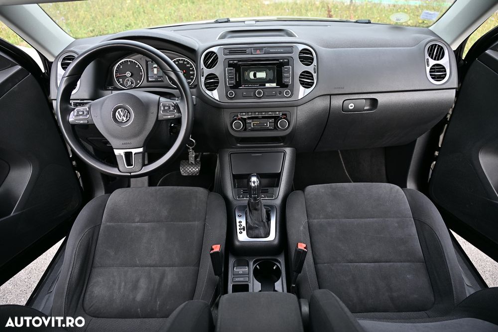 Volkswagen Tiguan 2.0 TDI 4Motion DSG Sport & Style - 9