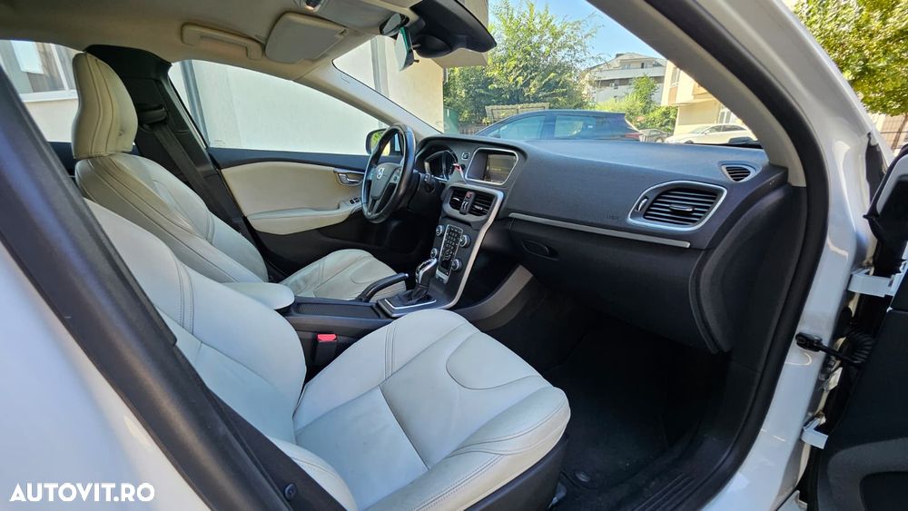 Volvo V40 - 14