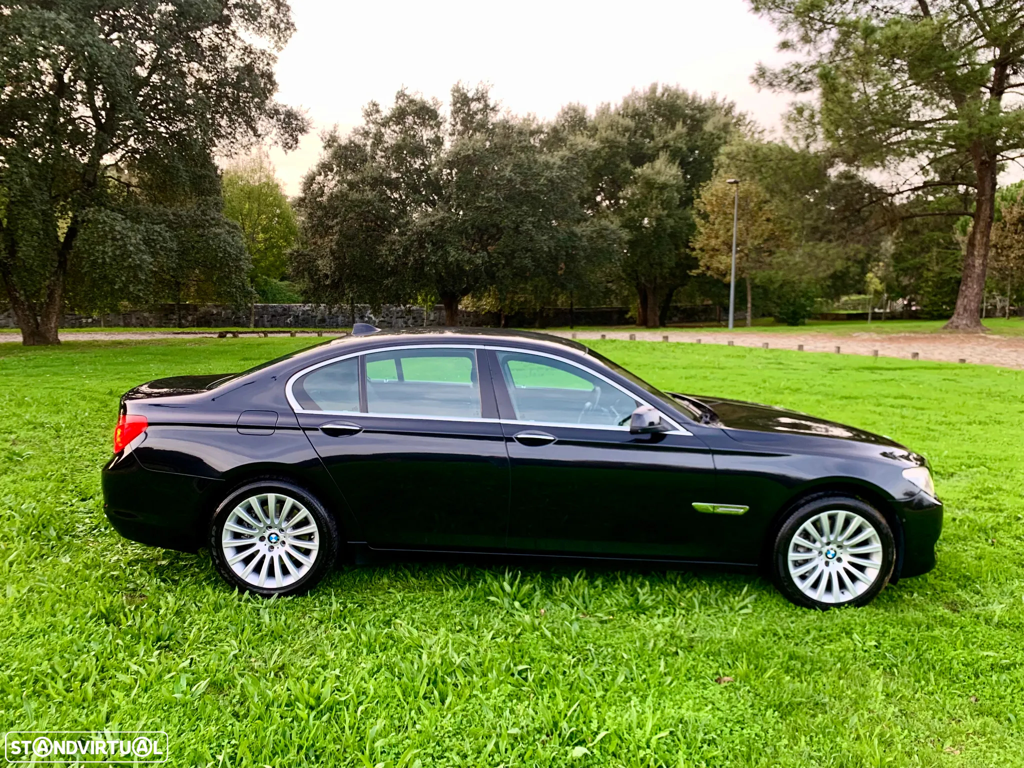 BMW 740 d Pack M - 10