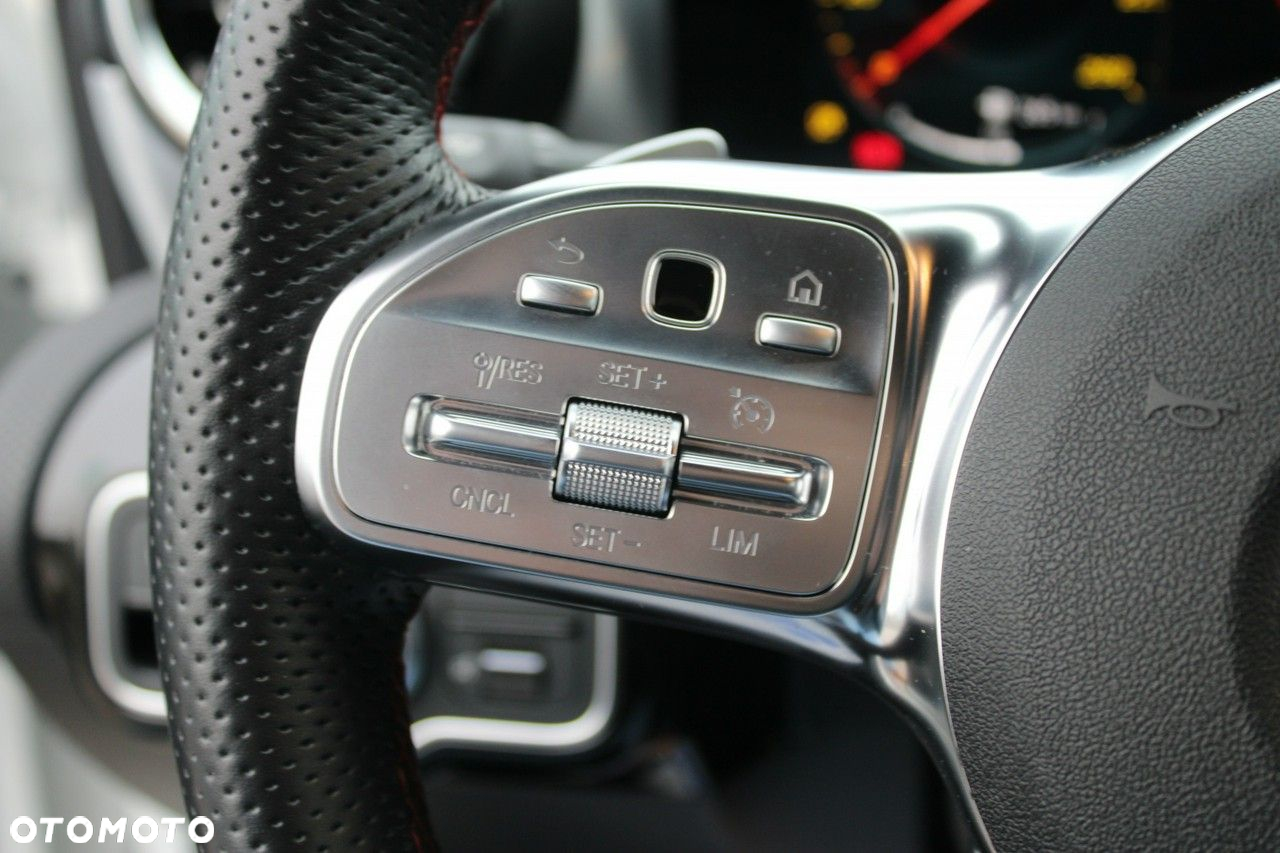Mercedes-Benz CLA - 22