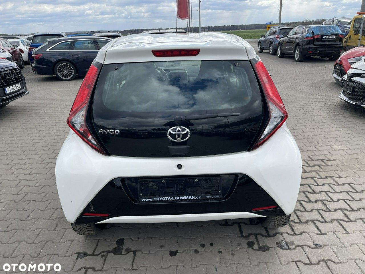 Toyota Aygo x-play - 2