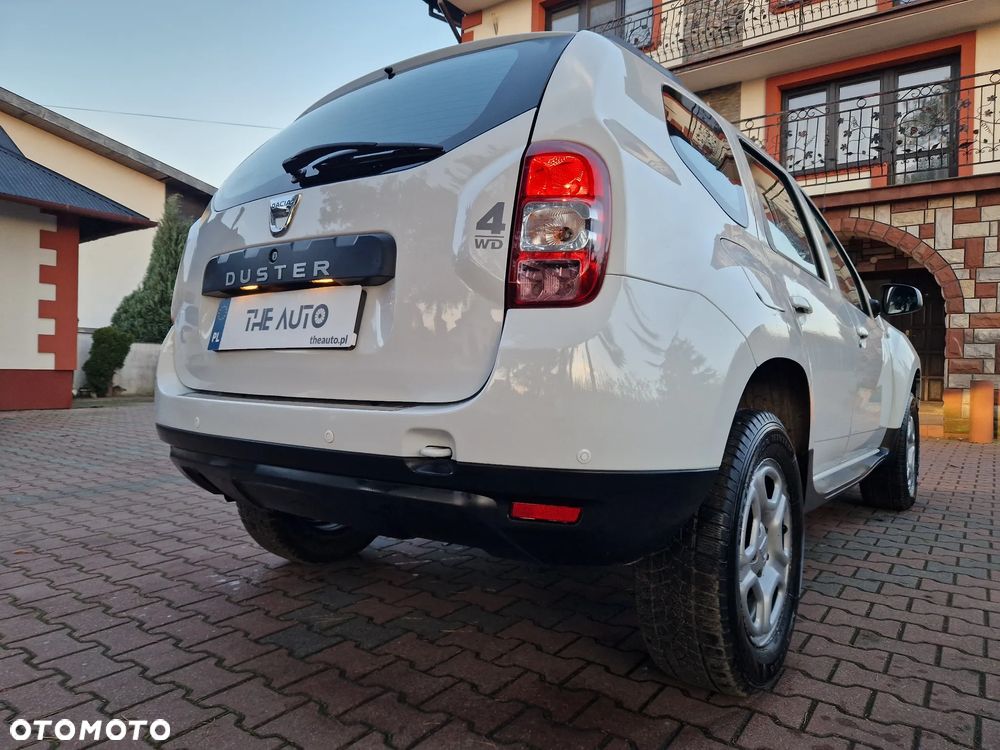 Dacia Duster 1.6 SCe Laureate 4x4 S&S - 6