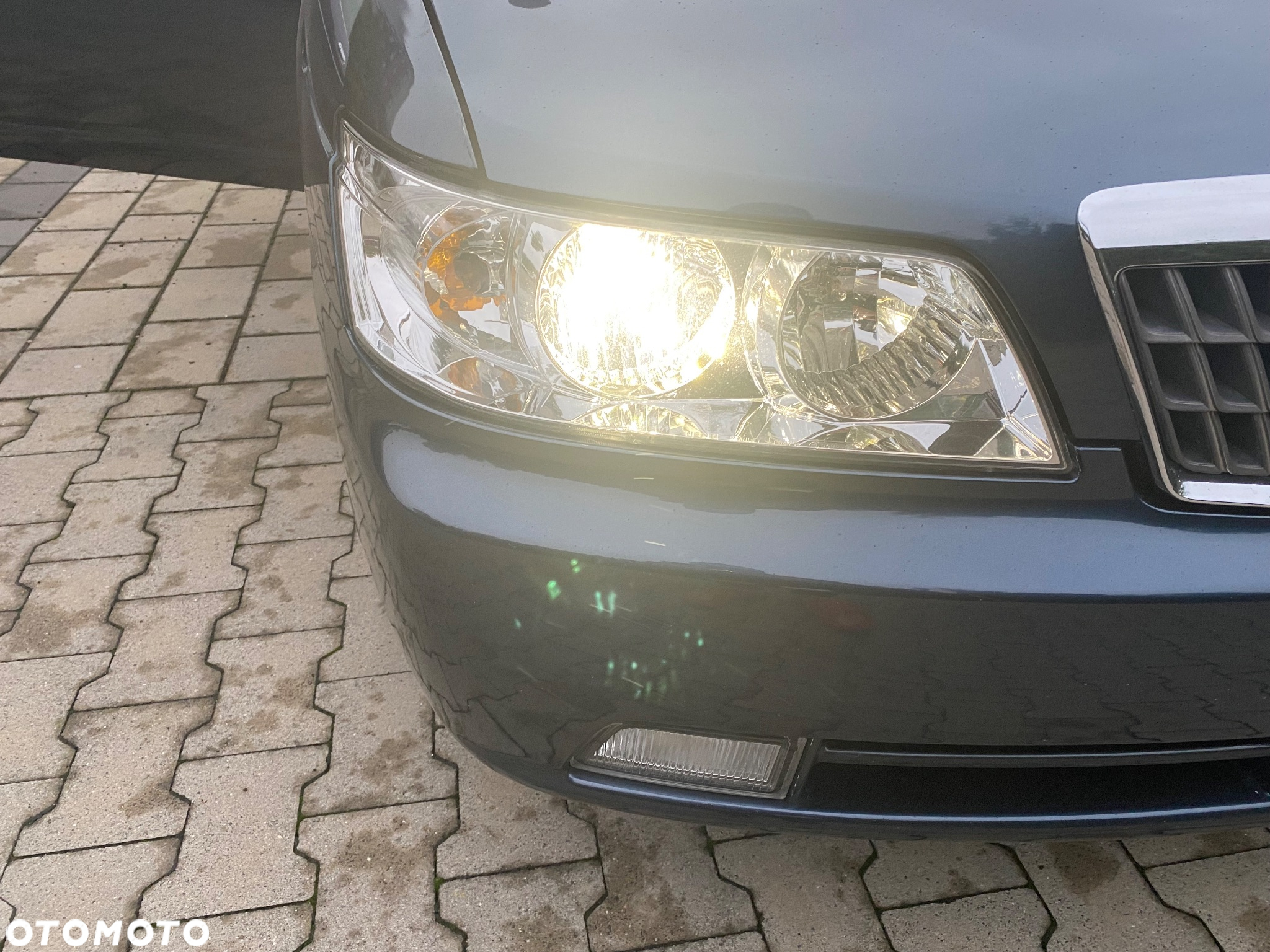Nissan Laurel - 7