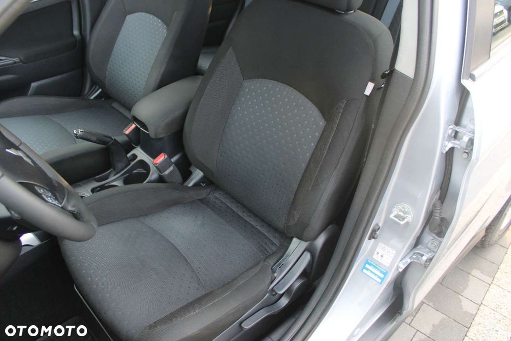Mitsubishi ASX - 20