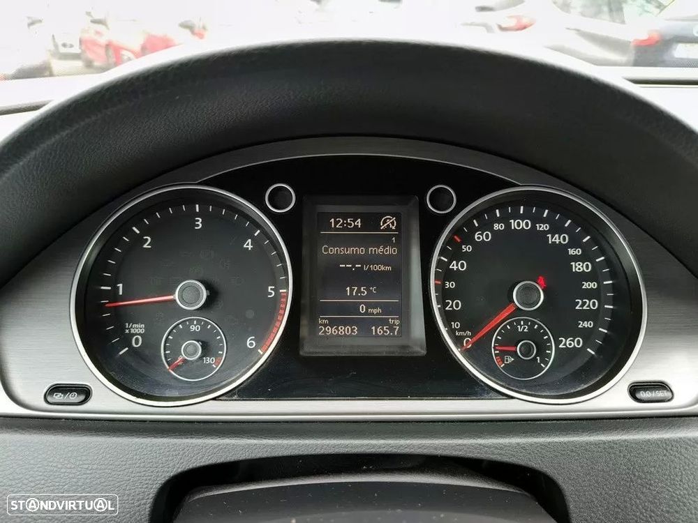 VW Passat 1.6 TDI BlueMotion - 4