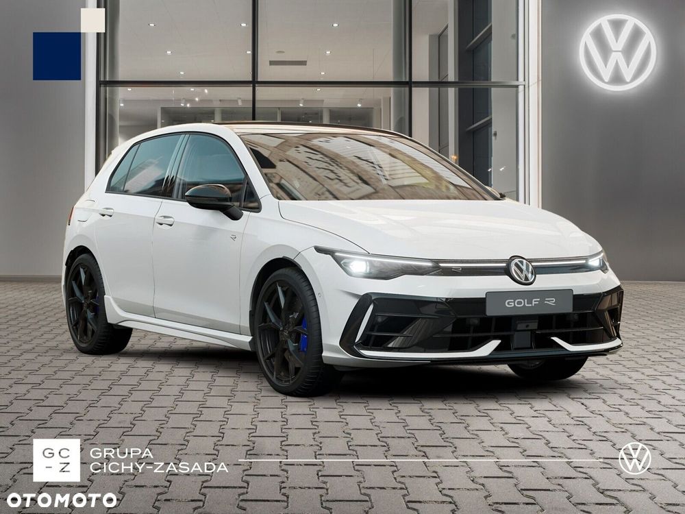 Volkswagen Golf - 8