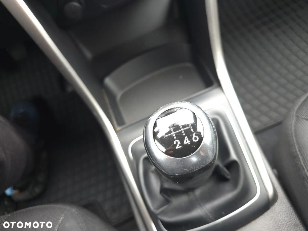 Hyundai i30 blue 1.4 Classic - 25