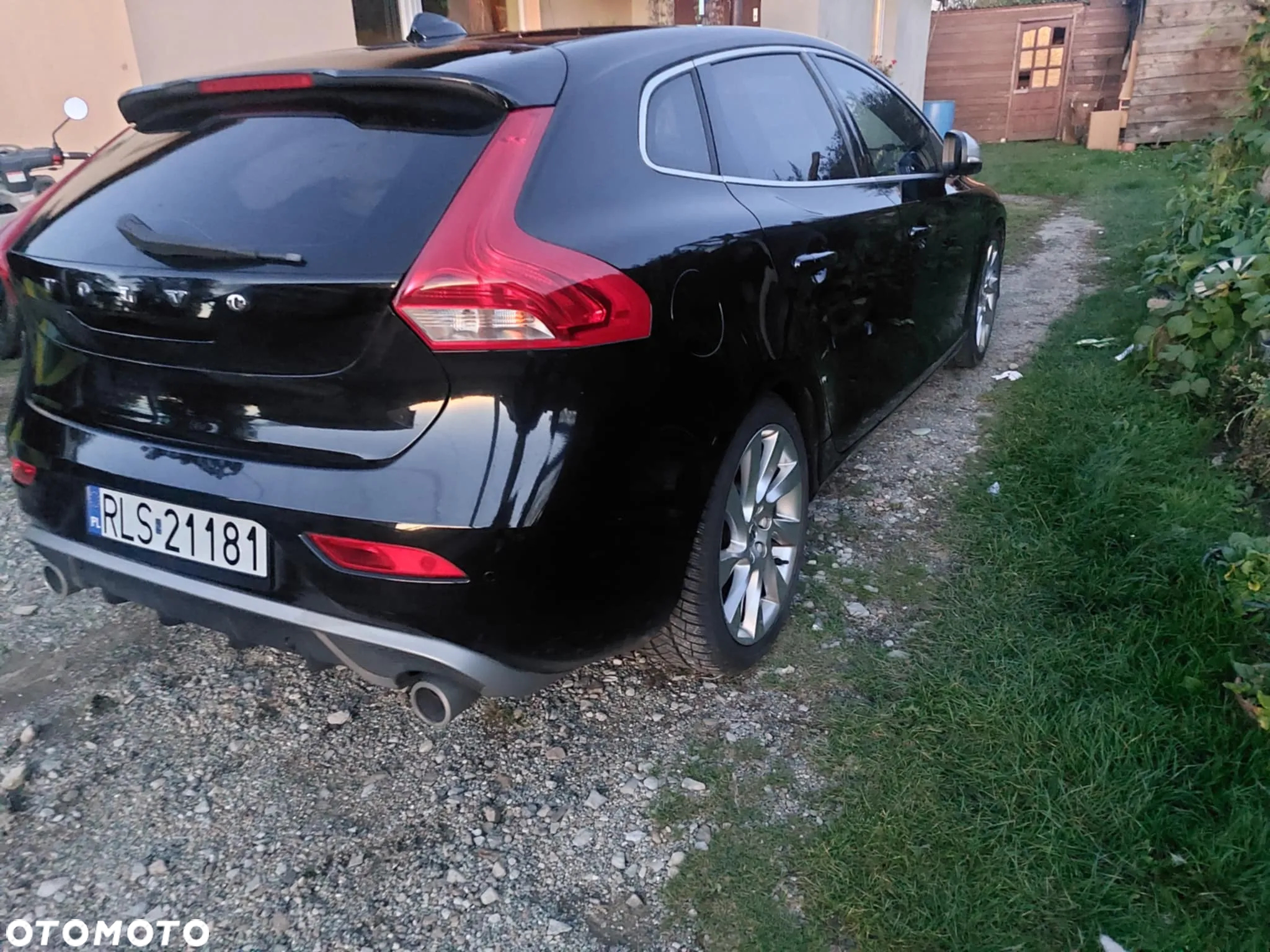 Volvo V40 D2 Drive-E R-Design Momentum - 9