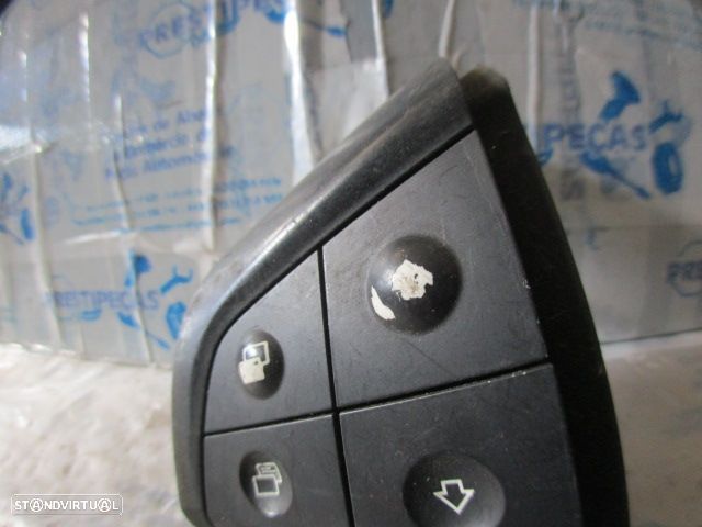 Interruptor A2518210251 MERCEDES ML W164 2005 320CDI 4X4 V6 24V 225CV  5P CINZENTO Volante Multifunções Botões Com Desgaste - 2