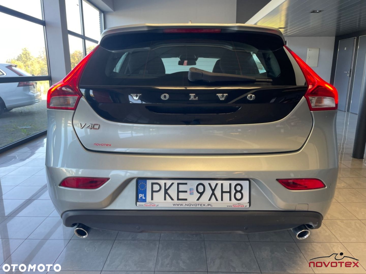 Volvo V40 D3 Summum - 6