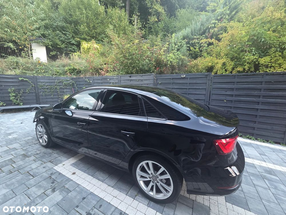 Audi A3 Limousine 1.4 TFSI S line Sportpaket - 11