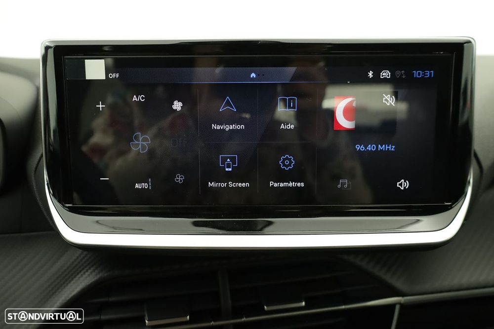 Peugeot 208 1.2 Hybrid Allure e-DCS6 - 10