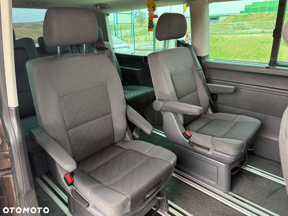 Volkswagen Multivan - 7
