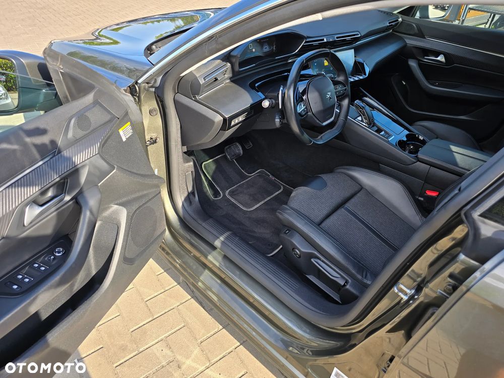 Peugeot 508 - 8