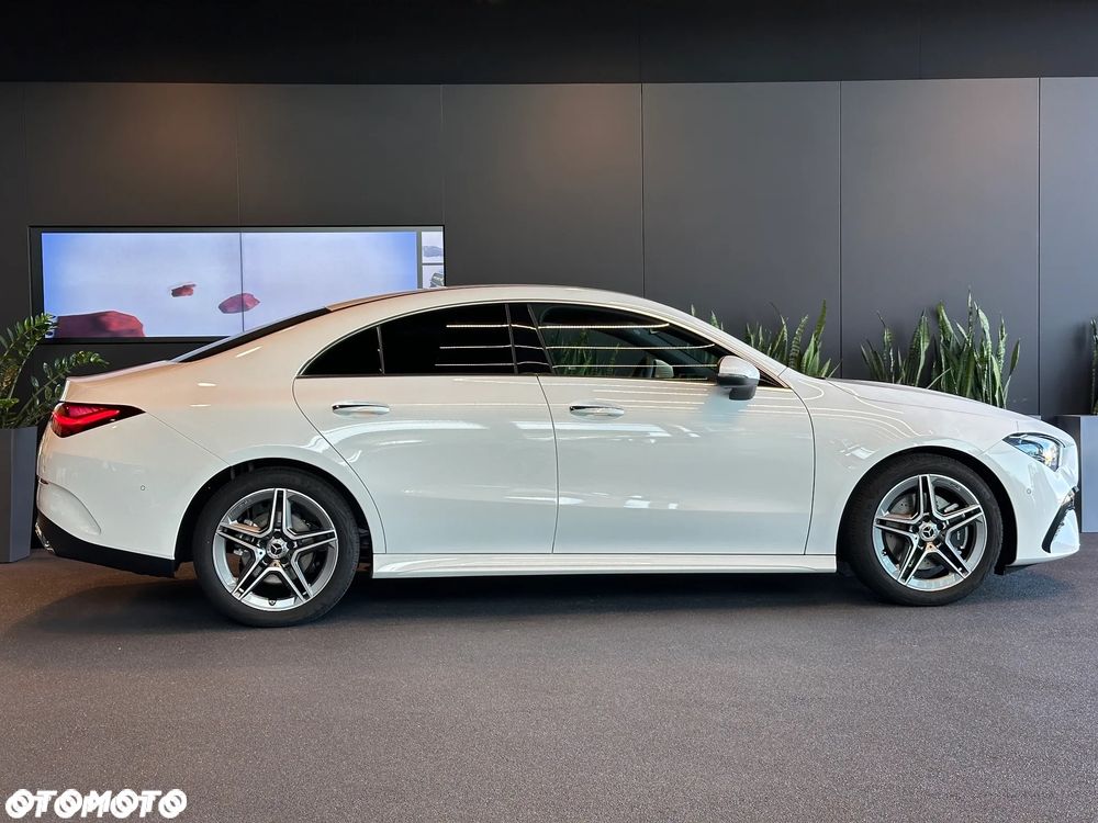 Mercedes-Benz CLA 200 AMG Line 7G-DCT - 6