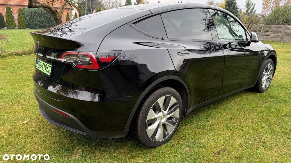 Tesla Y Model RWD - 3
