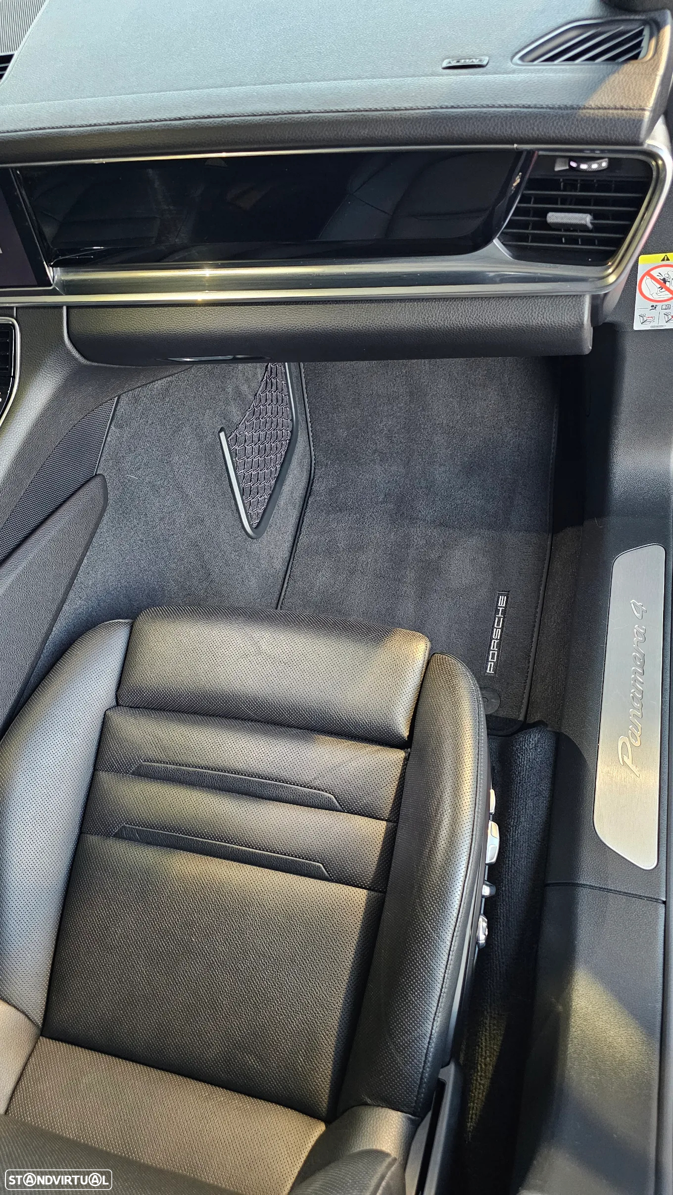 Porsche Panamera Sport Turismo 4 E-Hybrid Platinum Edition - 41