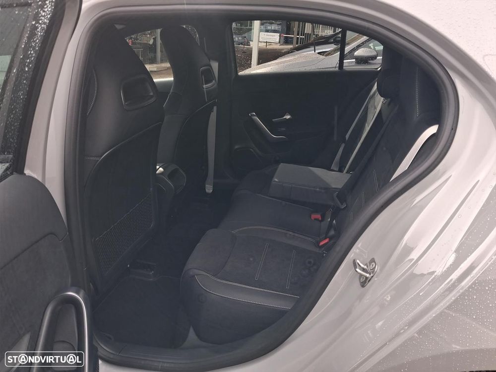 Mercedes-Benz A 180 - 12