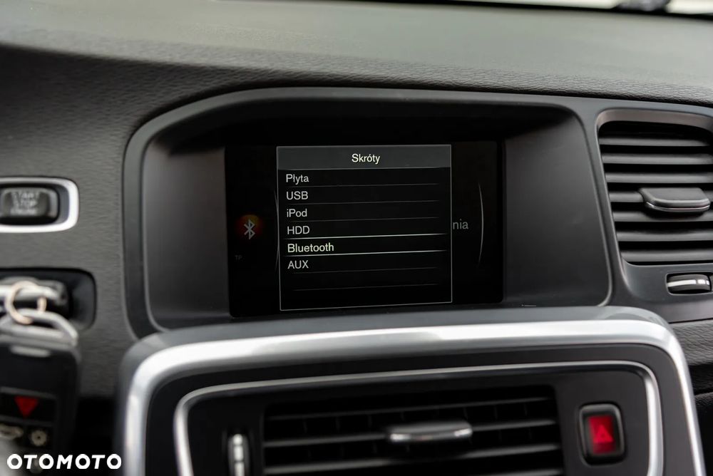 Volvo V60 D4 AWD R-Design Summum - 25